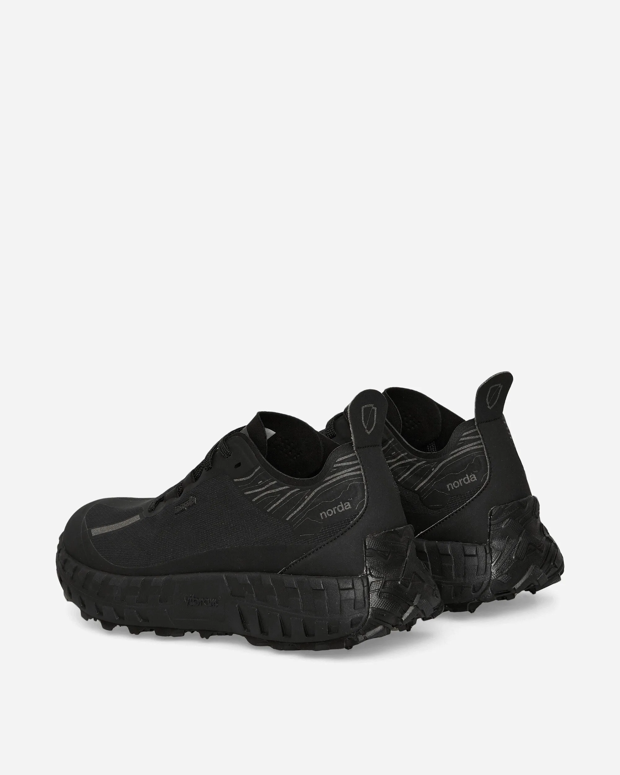 001 Sneakers Stealth Black