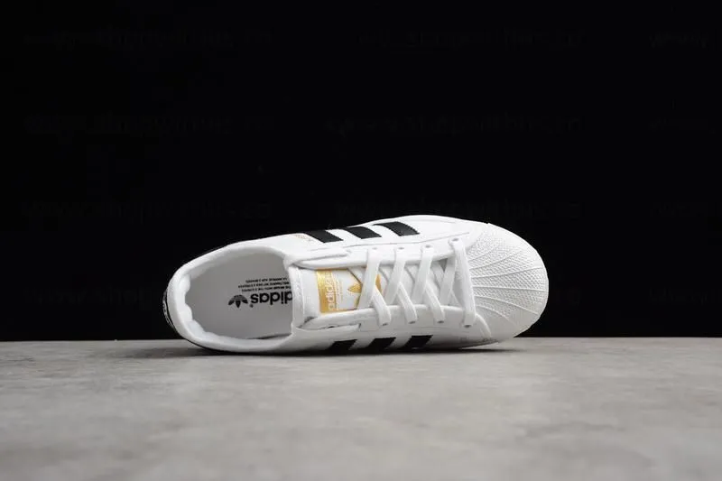 adidasORIGINALS Superstar - Cloud White/Core Black