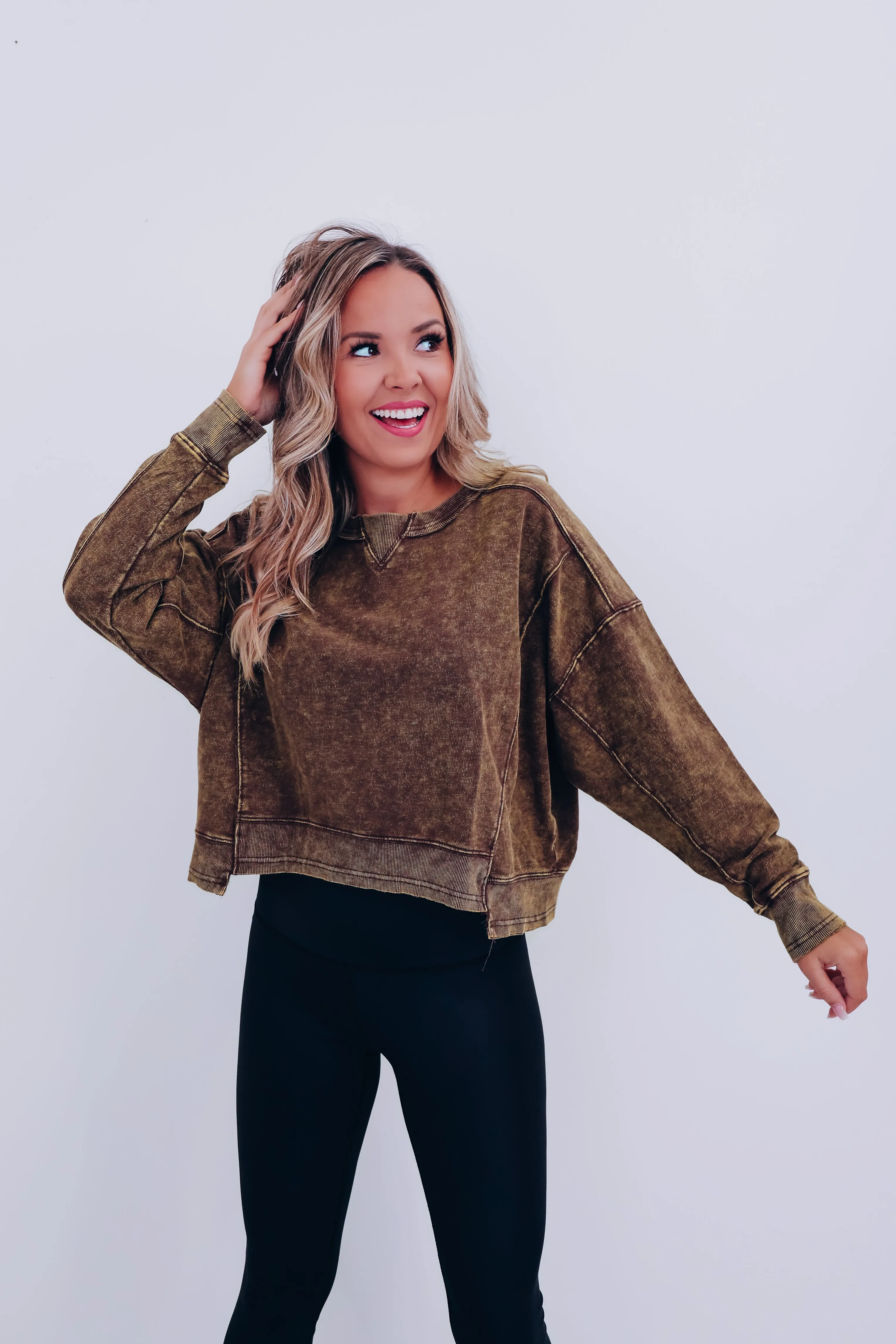 Amanda Acid Washed Cropped Sweatshirt - Brown