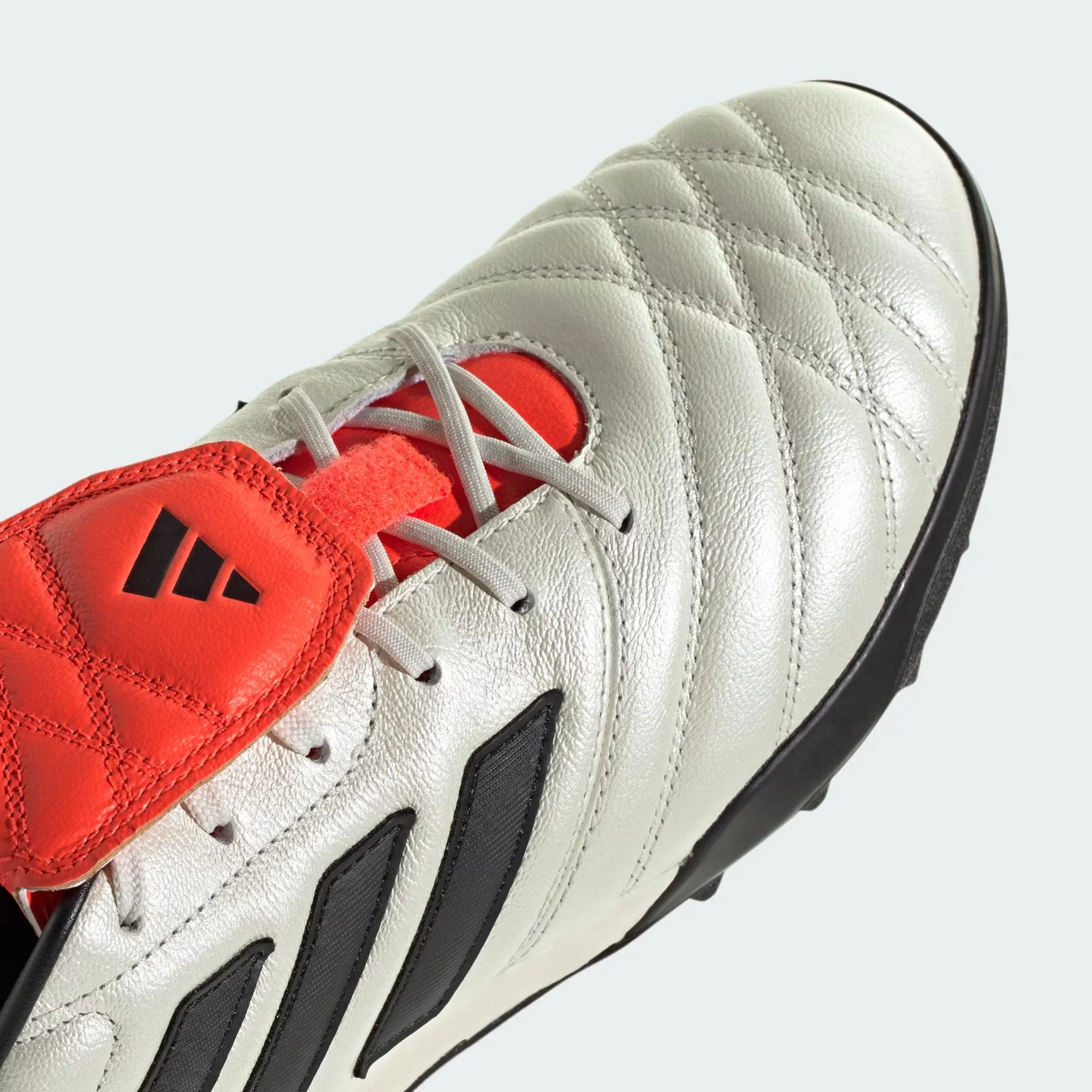 Copa Gloro TF [Ivory/Core Black/ Solar Red]