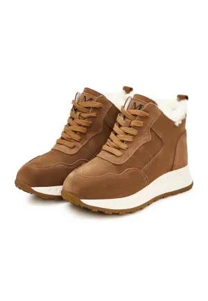 Flat Sole Winter Boots - Brown