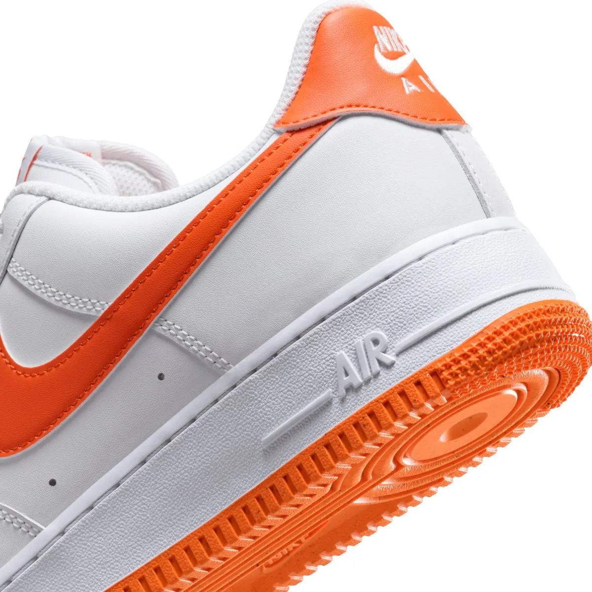 Nike Men's Air Force 1 '07 White/Safety Orange