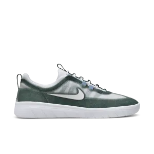 Nike SB Nyjah Free 2 Premium Ash Green/Boarder Blue/Barely Green/White