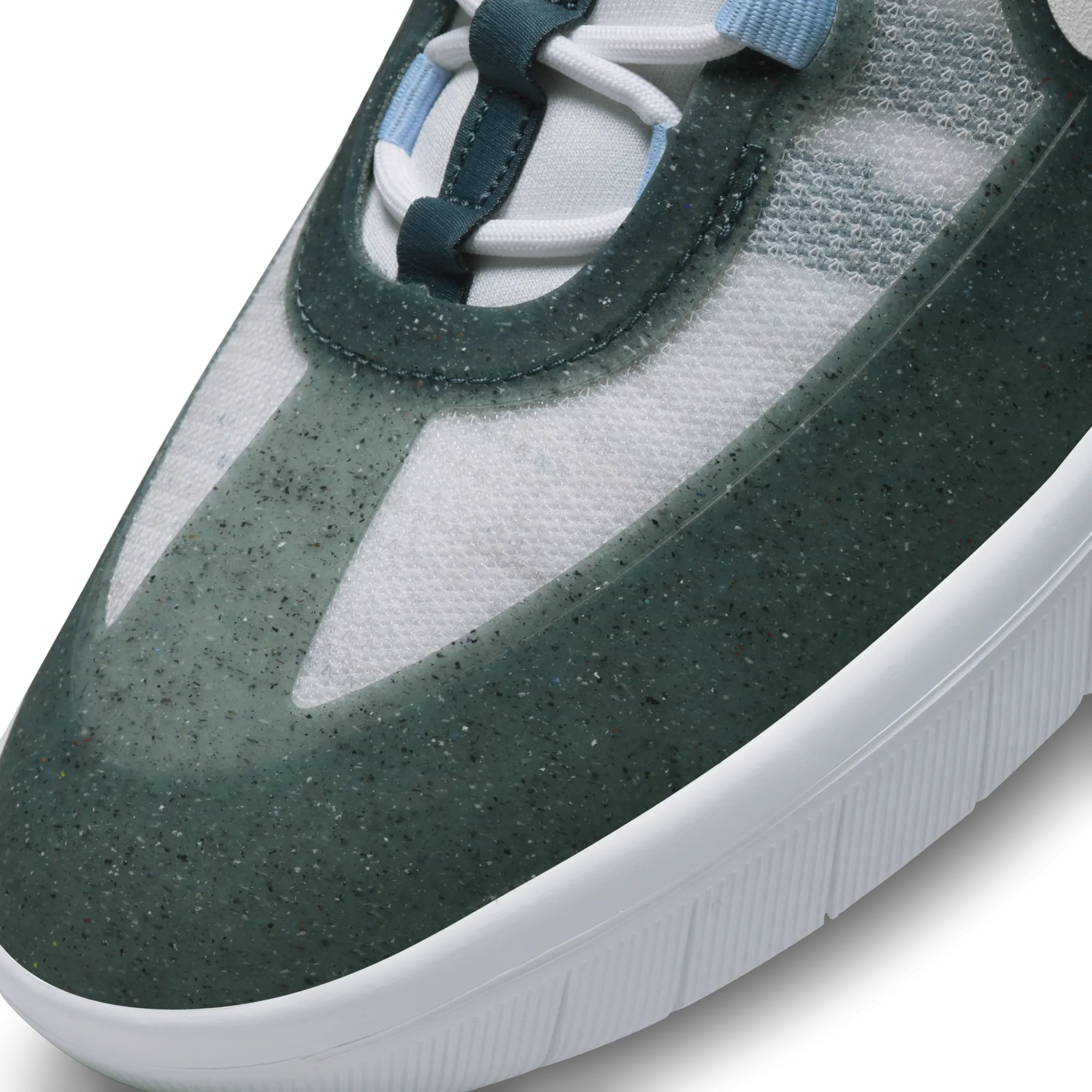 Nike SB Nyjah Free 2 Premium Ash Green/Boarder Blue/Barely Green/White