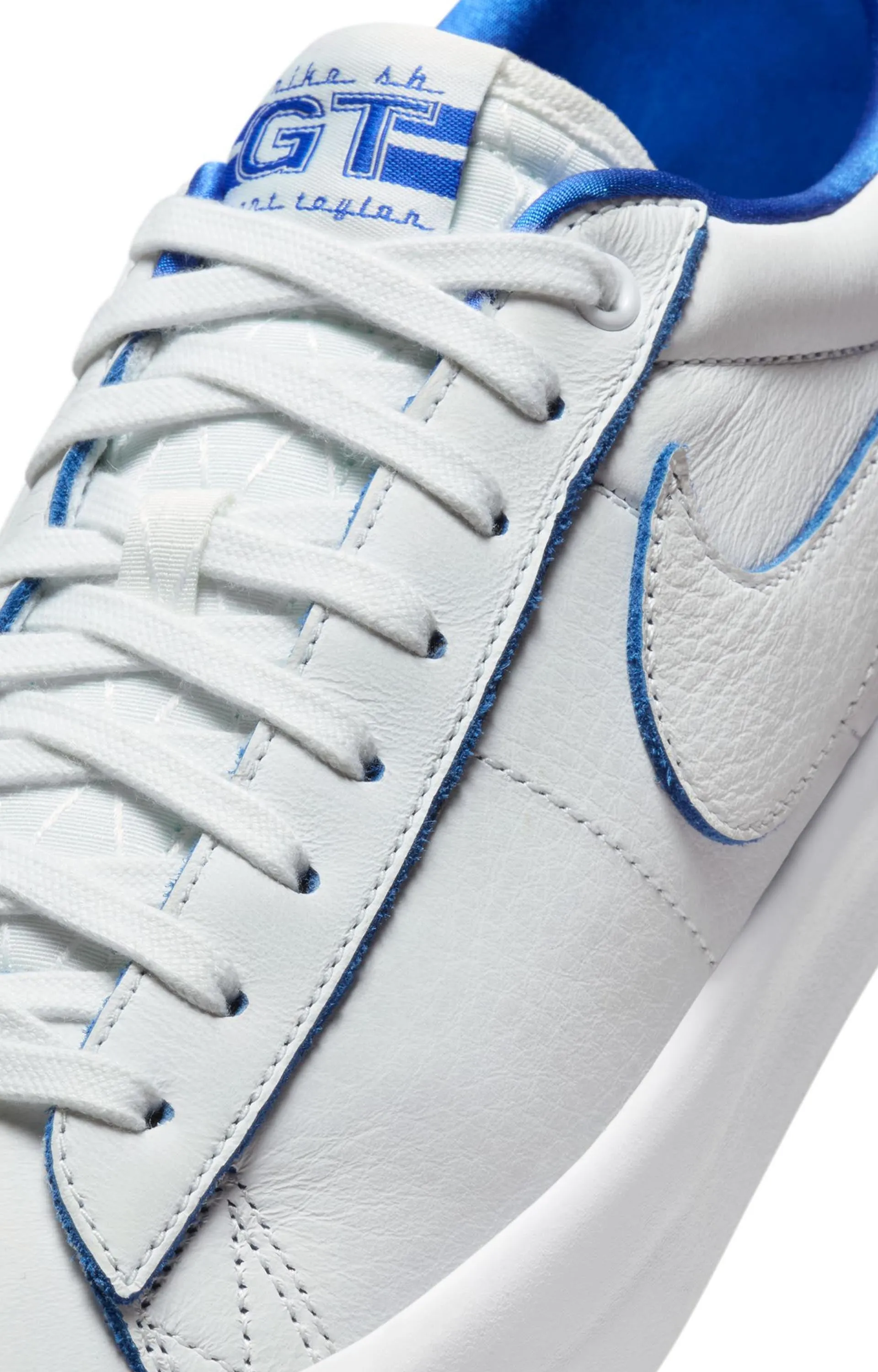 Nike SB Zoom Blazer Low Pro GT PRM Shoe, Summit White/Royal