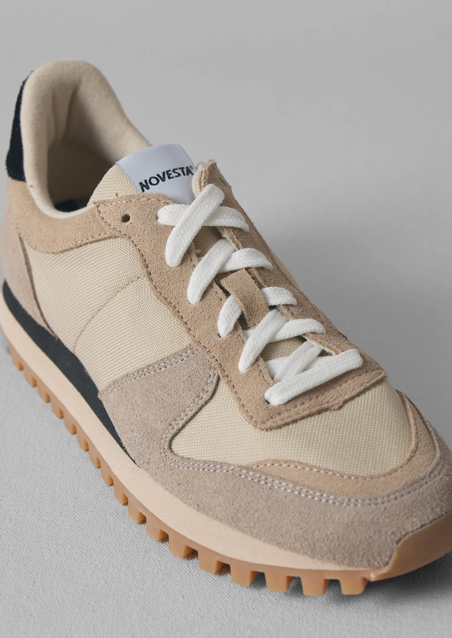 Novesta Marathon Trail Sneakers | Natural