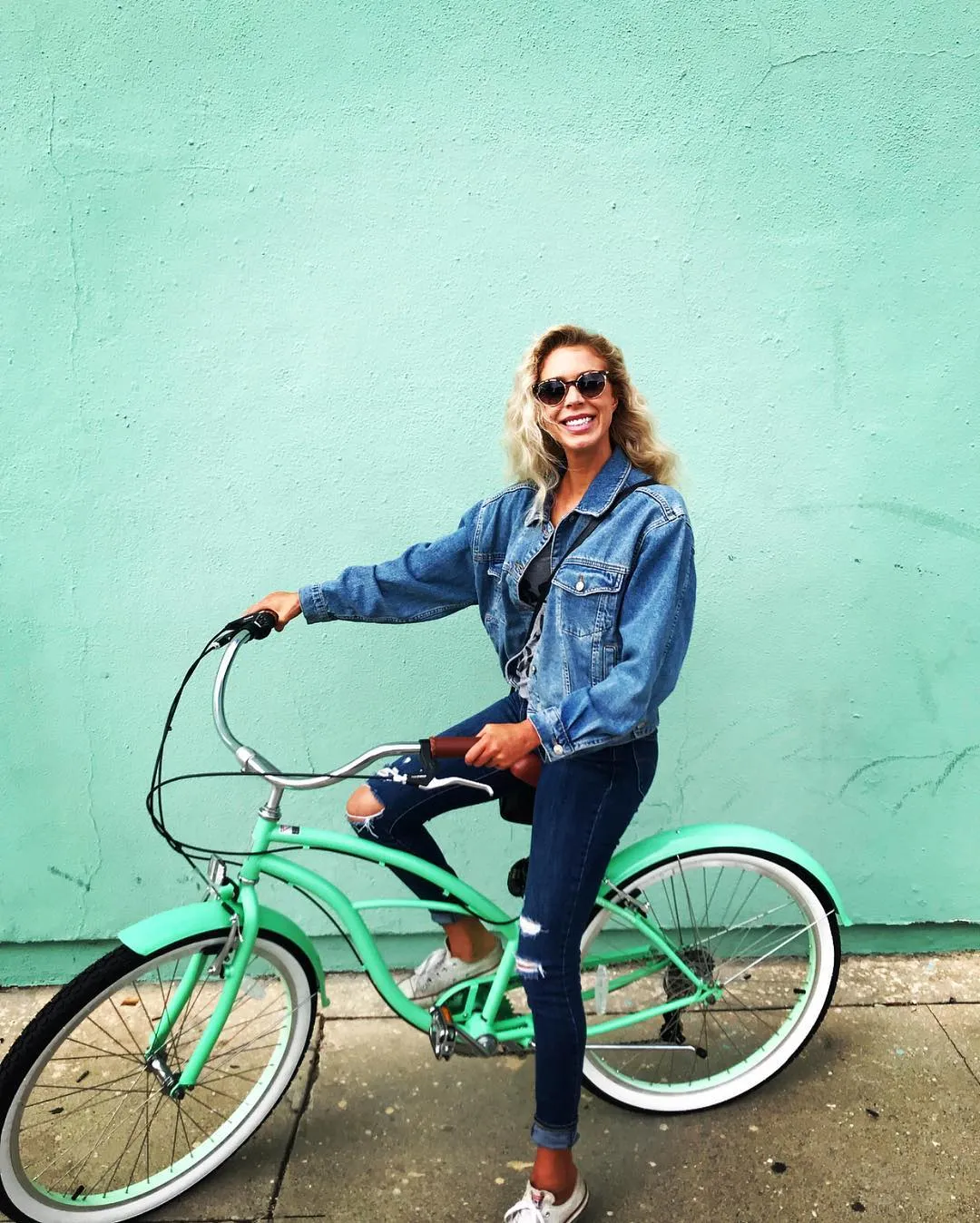 sixthreezero Teal Single Speed Women's Beach Cruiser Bike