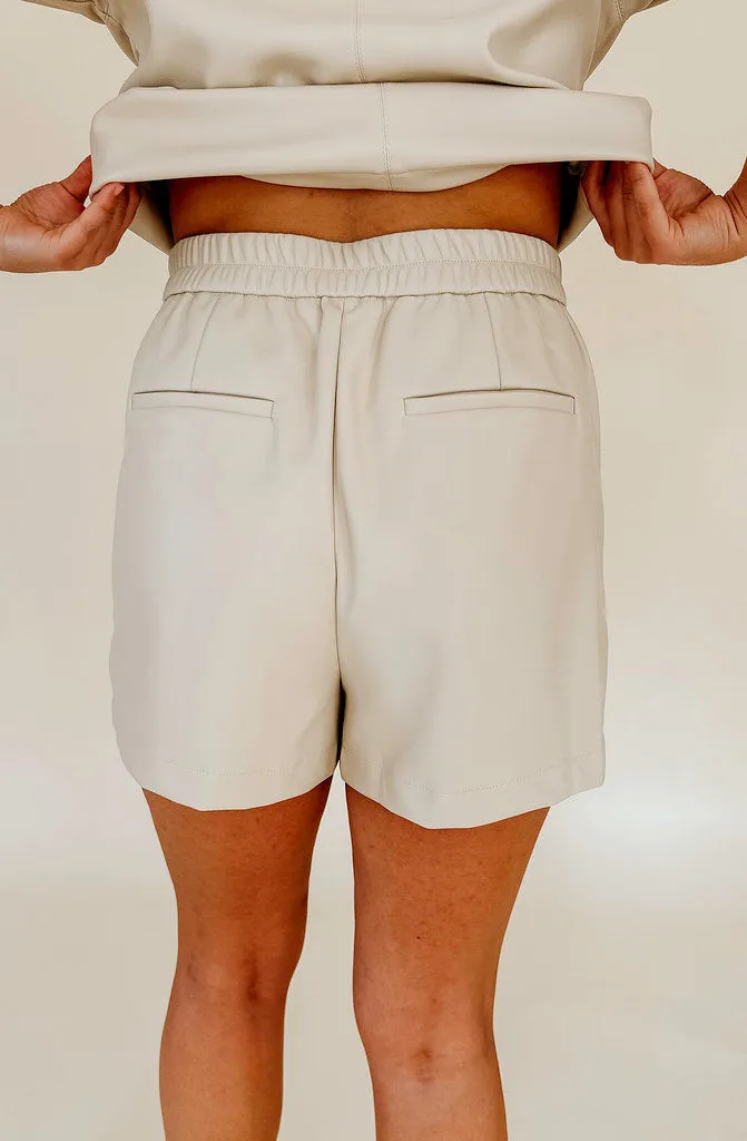 STEVE MADDEN IMELDA SHORTS